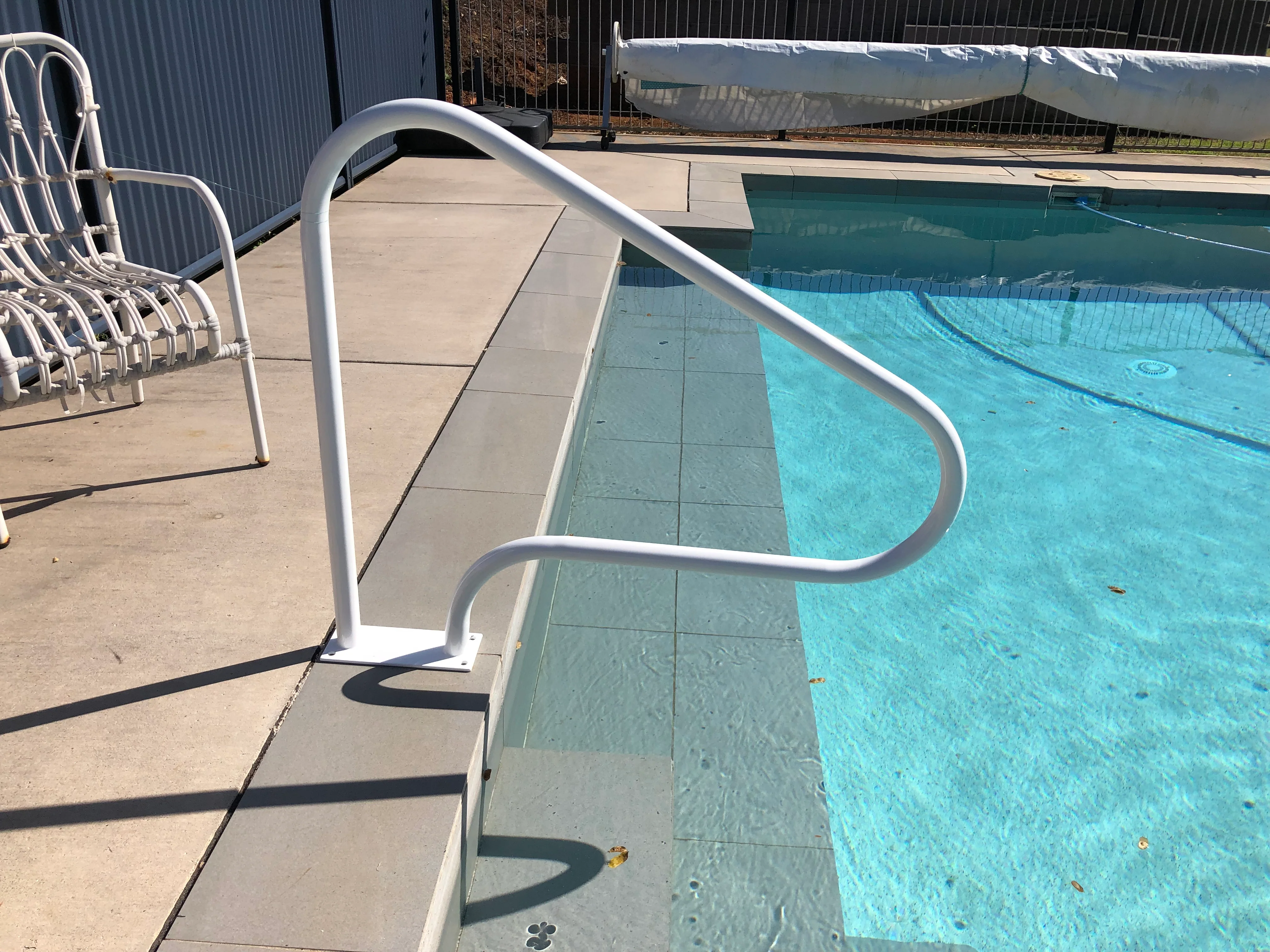HRA03B Stainless Steel 1m Long Bolt Down Hand Rail - Image 6