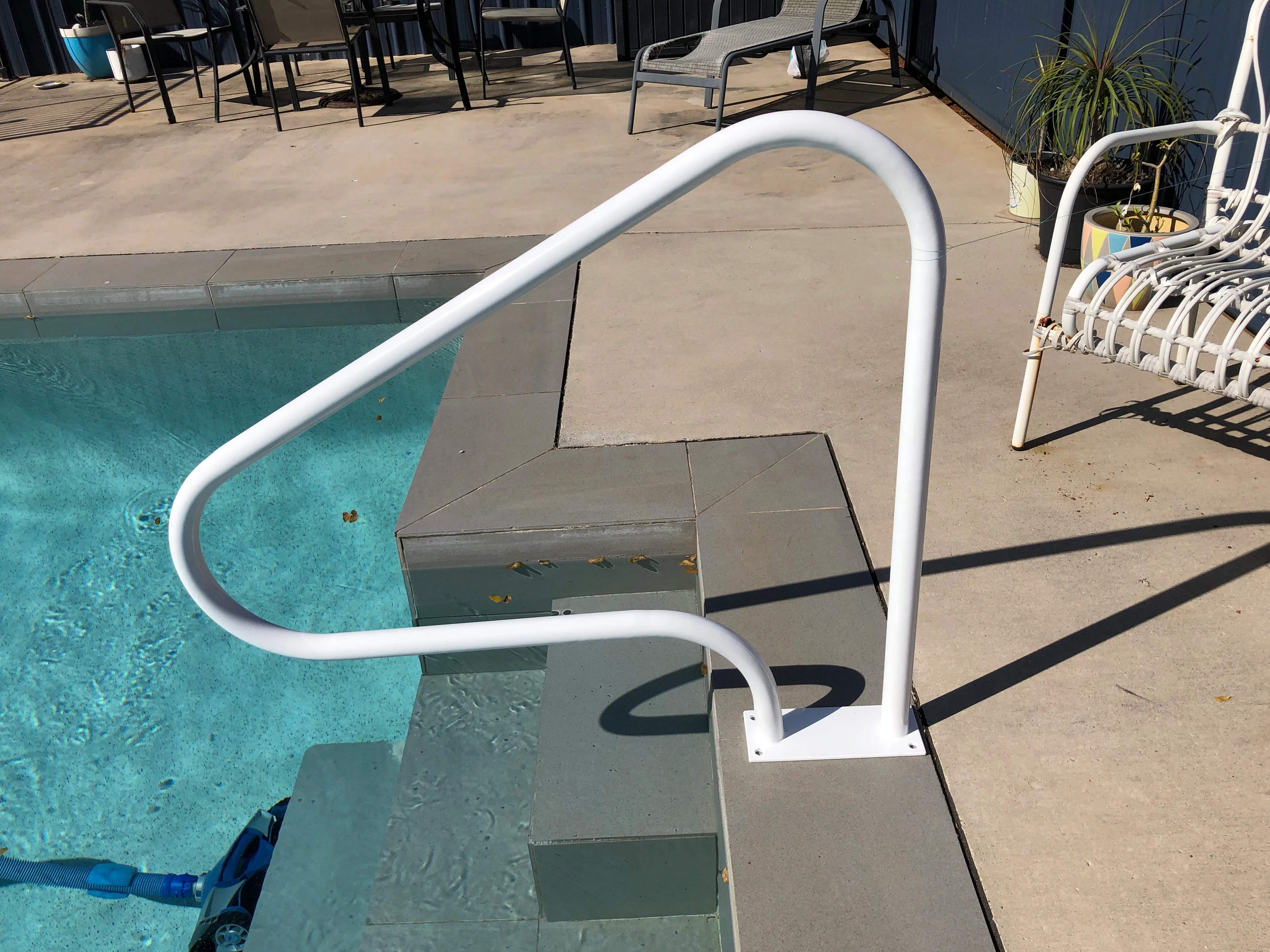 HRA03B Stainless Steel 1m Long Bolt Down Hand Rail - Image 7